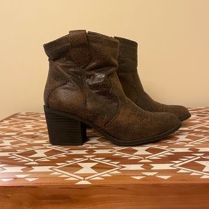 Dirty Laundry Western Boots